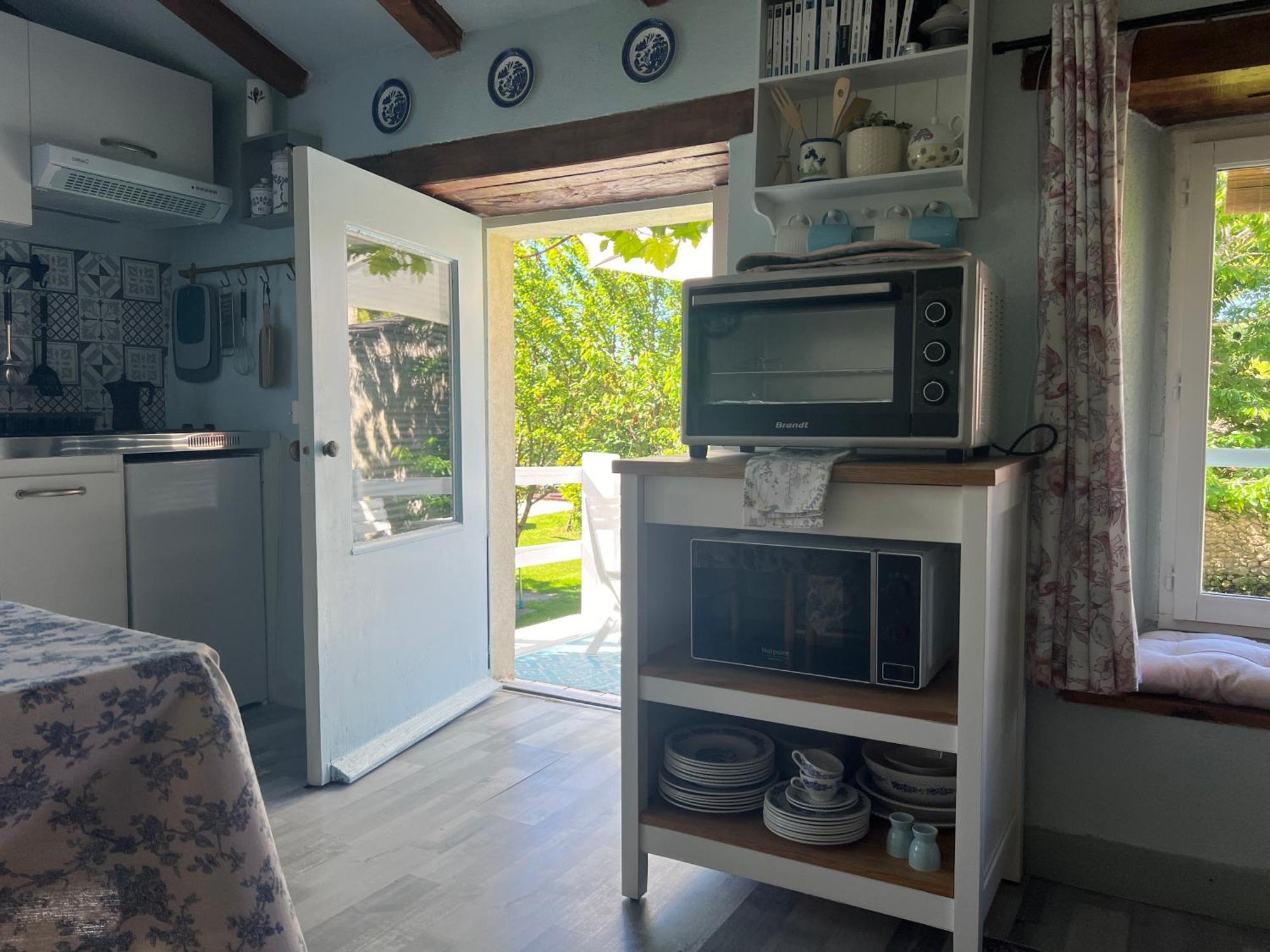 La Colline De Tilleul - Les Deux Puits - Cosy Cottage With Swimming Pool Near Aubeterre Saint-Romain  外观 照片